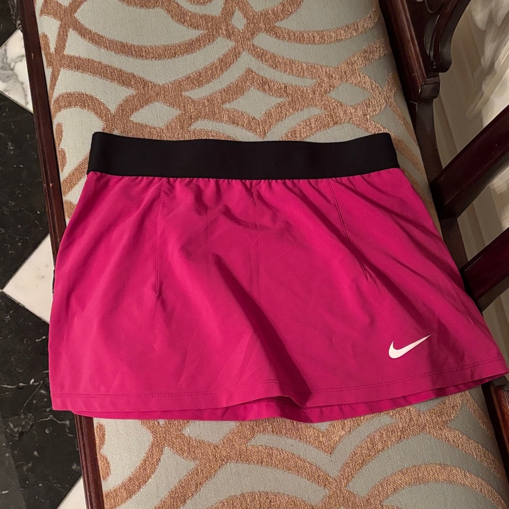 Nike pink tennis skirt size small